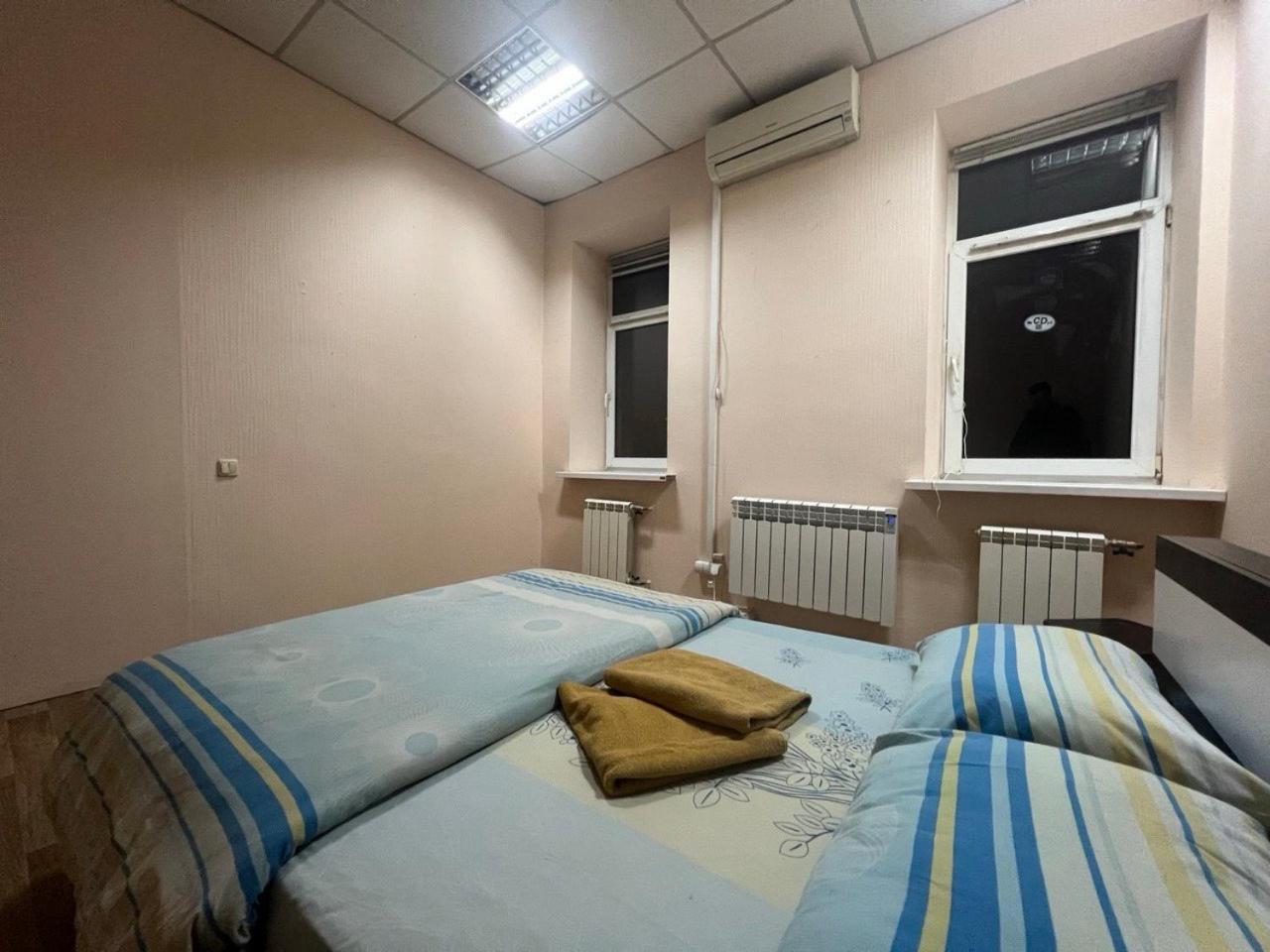 Міні-Готель "Старовокзальний" Kiev Buitenkant foto